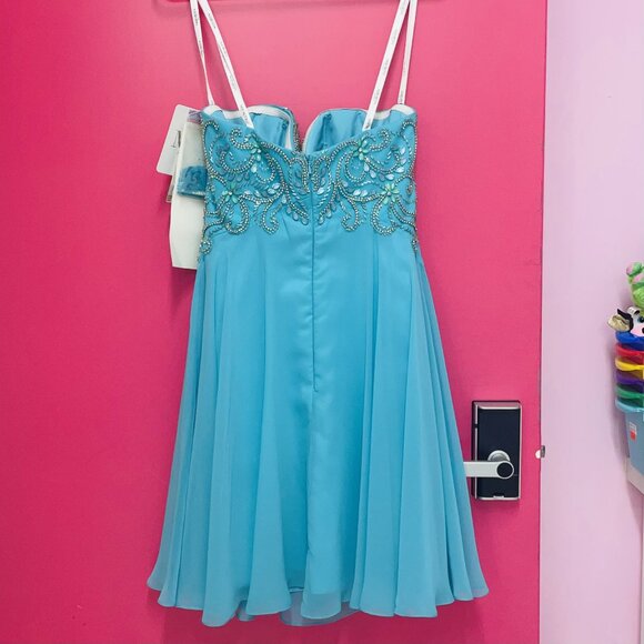 Mon Cheri - MCS21668 - Beaded Strapless Dress - Size 4 - Picture 4 of 8